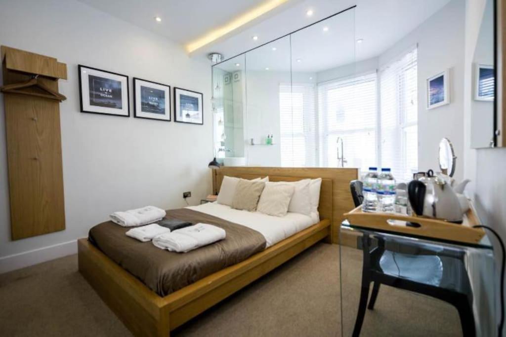 Edge14- Spacious, Stylish And Near The Beach! New Quay Extérieur photo